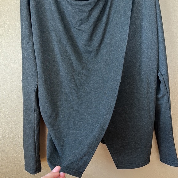 Women’s Velvet Rose cowl neck sweater; size small - Picture 3 of 9